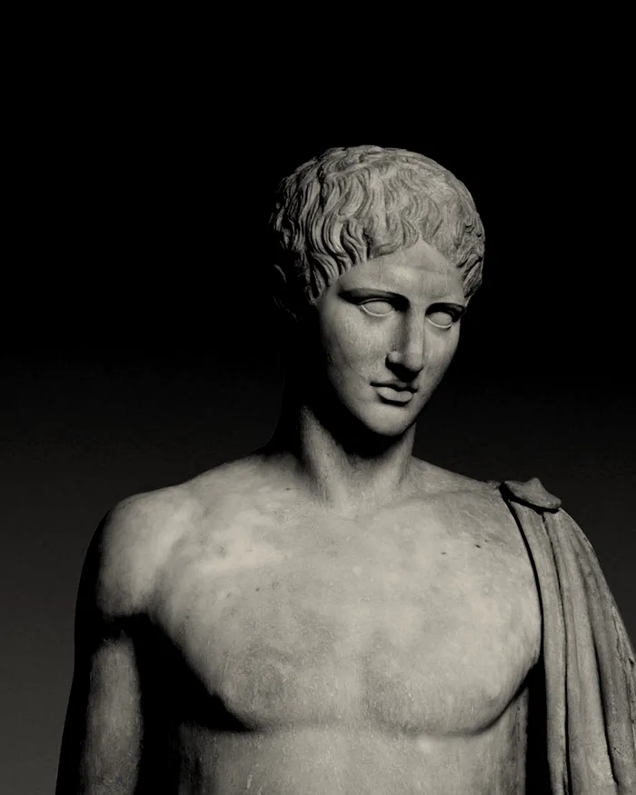 Statue presque achevée
